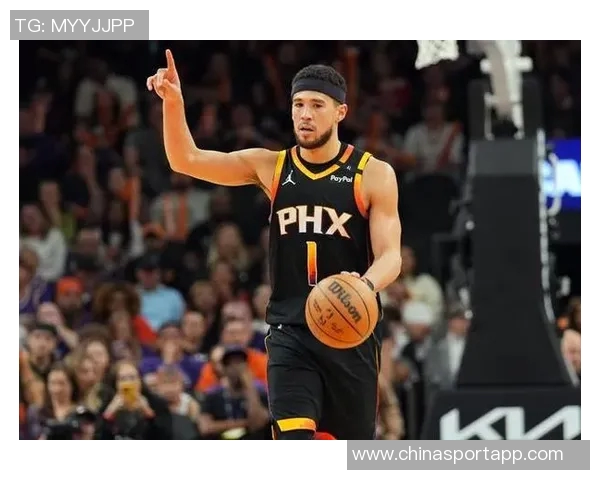 布克在纳什指导下主动担责太阳新赛季迎来最佳领袖导师 布克在纳什指导下主动担责太阳新赛季迎来最佳领袖导师