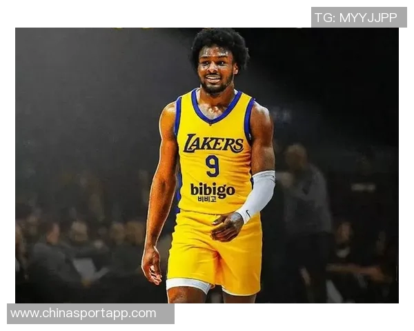 媒体人分析布朗尼身体素质与投射信心适合挑战CBA赛场