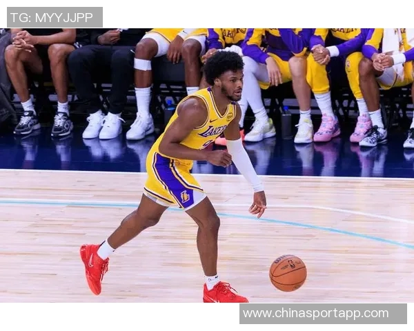 布朗尼谈投篮表现不佳表示身体状态未达预期多次投篮未能命中目标