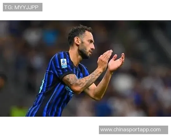 加拉塔萨雷内部人士澄清未与恰尔汗奥卢接触的消息 加拉塔萨雷内部人士澄清未与恰尔汗奥卢接触的消息