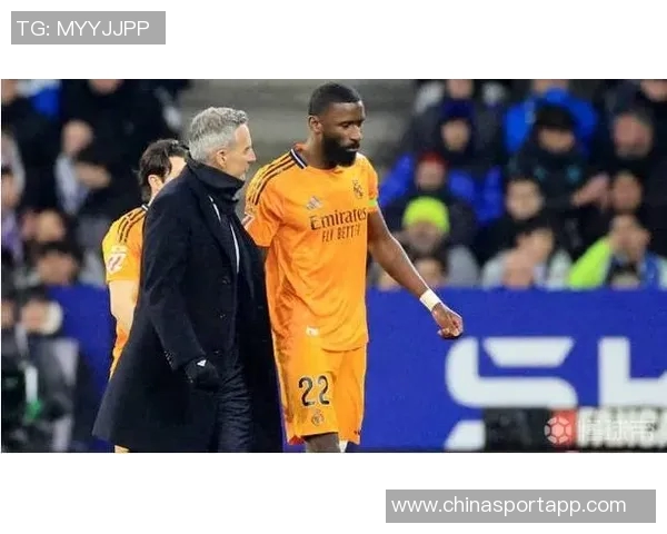 马卡报道吕迪格复出时间推迟至十一月底球队将耐心等待他恢复状态