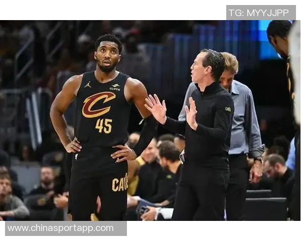 阿特金森点评球队表现称活力不足前场篮板被对手抢七个 阿特金森点评球队表现称活力不足前场篮板被对手抢七个